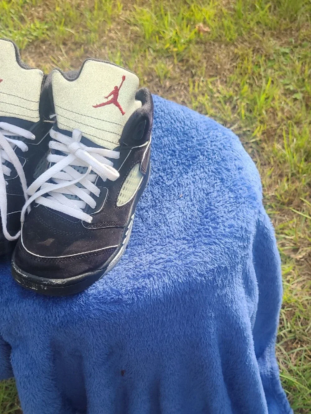 Air Jordan 5 Retro OG Black Metallic Reimagined Kids Size 2y